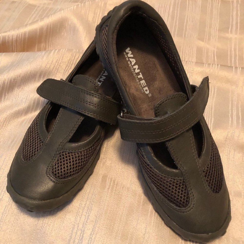Wanted size 7 leather comfort shoes